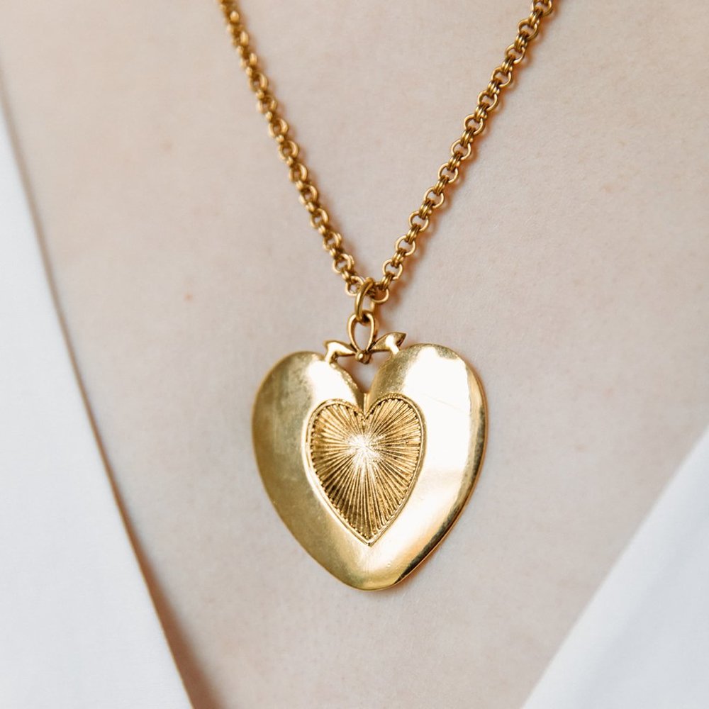 JENNIFER BEHR Amada Heart Necklace Perfect Mothers Day Gift ❤️🎁